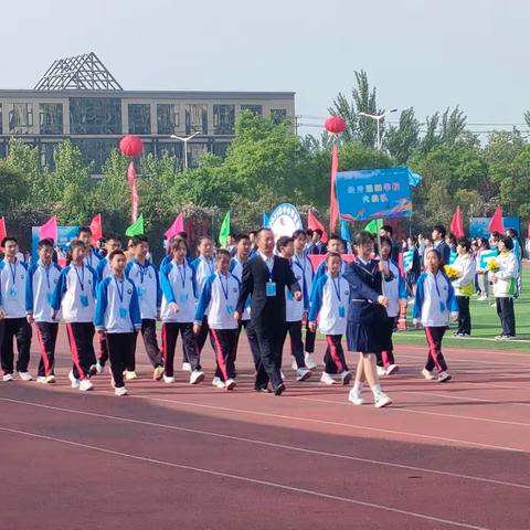 春日恰时到，逐梦正当时——经开四校师生参加区运动会掠影