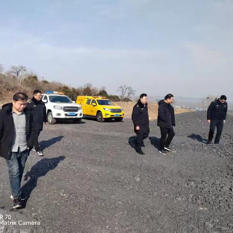 区应急局实地督导辖区自然灾害防治工作