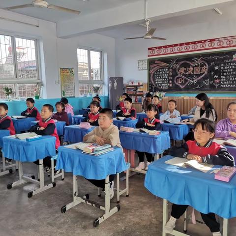 听课共学习  教研促成长——石坡头完小语文组教研活动