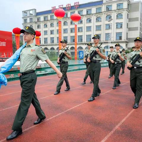 长沙市湘军高级中学国防教育特色班六月份工作简报