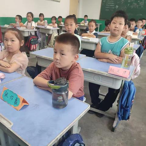 新生家长见面会 ——杜村小学