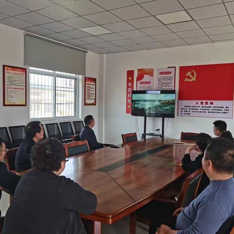 吴庄社区开展“缅怀革命先烈，铭记初心使命”观看红色电影活动