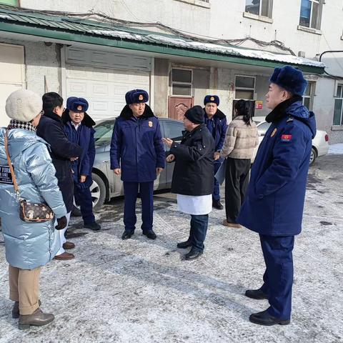 阿城大队主官带队开展拆除人员密集场所门窗设置影响逃生和灭火救援的障碍物专项行动（图）