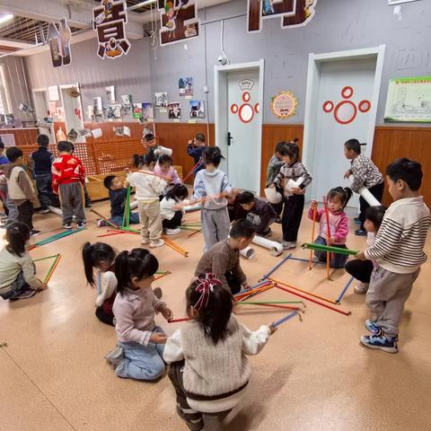 遇“建”美好 “构”筑童心——交城县新建幼儿园 ﻿中四班建构区分享