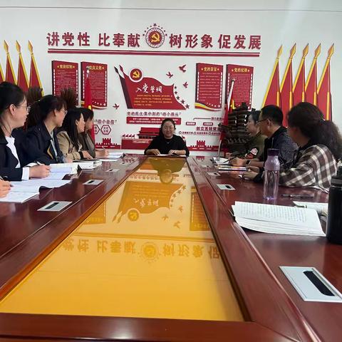 聚集体智慧    备精彩课堂———靖边县第十五小学六年级语文集体备课