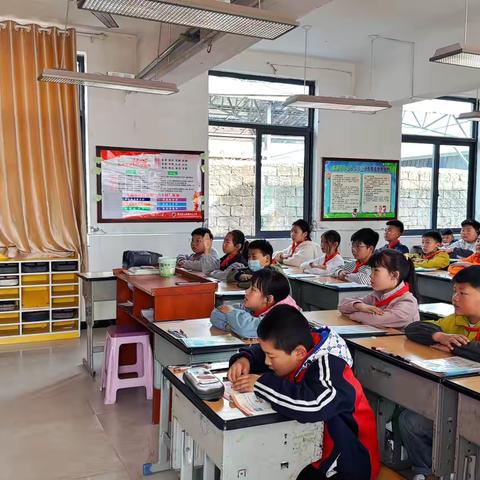 公园绘景学英语，课堂启智绽芳华——江庄镇中心小学英语公开课