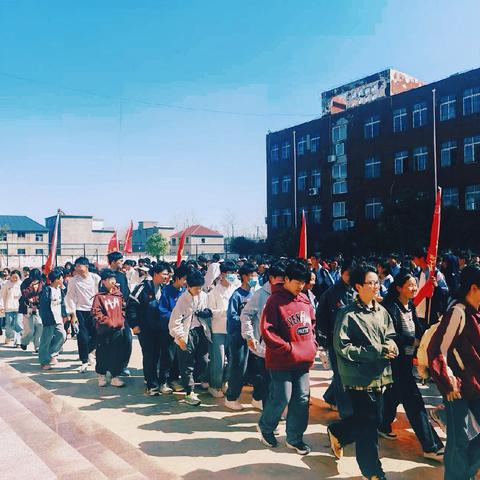 徒步远足——强建体魄，激发潜能