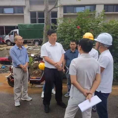 市住建局对我市房地产领域信访问题专项整治工作开展第二次督查和信访事项化解“回头看”工作