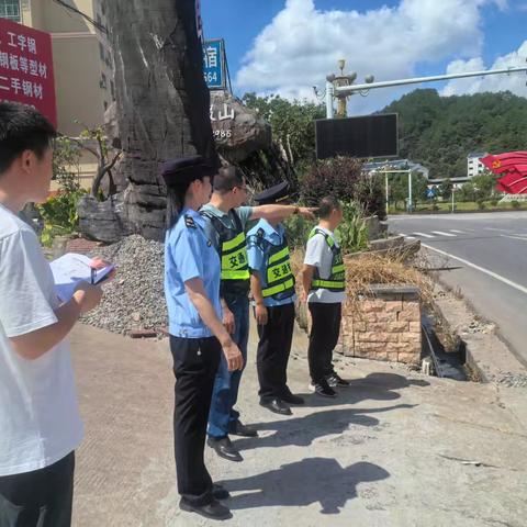 【交通执法】节前联合执法 筑牢道路运输安全防线