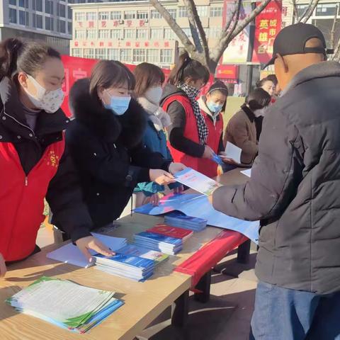 蔡家巷社区开展集中宣传活动深入学习宣传贯彻《山西省平安建设条例》