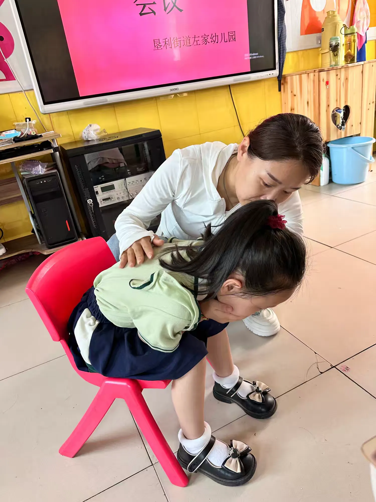 简篇-“食”战演练 安全“童”行——垦利街道左家幼儿园食品安全应急演练