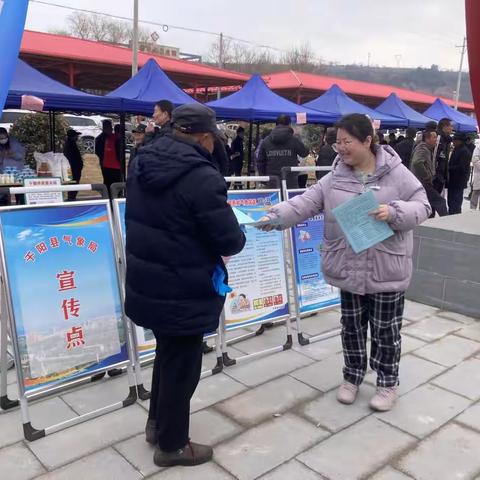 气象科普进社区  筑牢防灾减灾“防护墙”