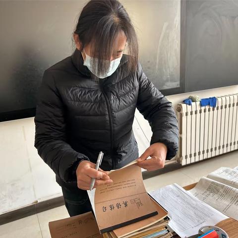 作业检查促落实，张弛有度过假期-伏城实验小学寒假作业检查纪实