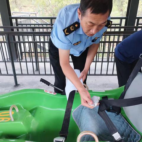 东方市市场监督管理局开展国庆前特种设备安全检查