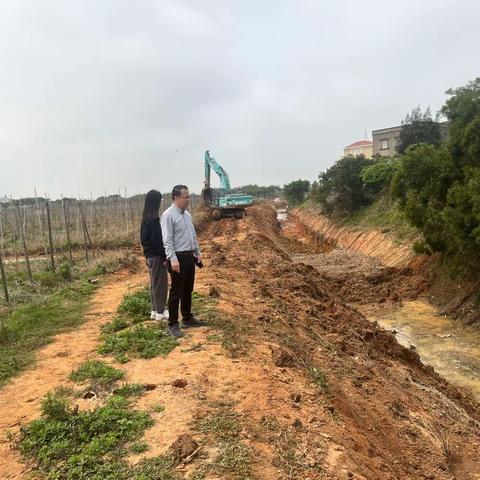 整治河道“四乱”，守护清水绿岸