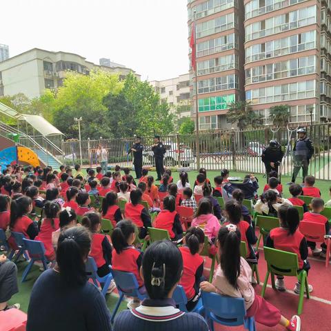 警园合力 安全护航—铭湖幼儿园反恐防暴入校园宣讲活动