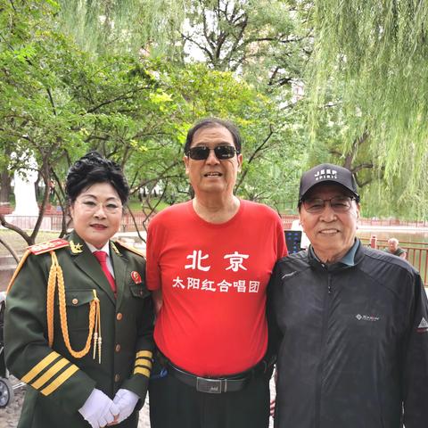 北京太阳红合唱团2023.9.27在昌平公园迎中秋，庆国庆文艺汇演活动现场。（一）
