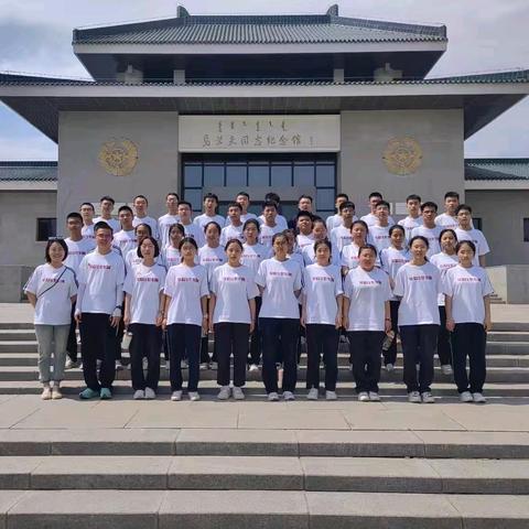 集宁区新世纪初中开展“游学大美青城，弘扬北疆文化”研学之旅纪实