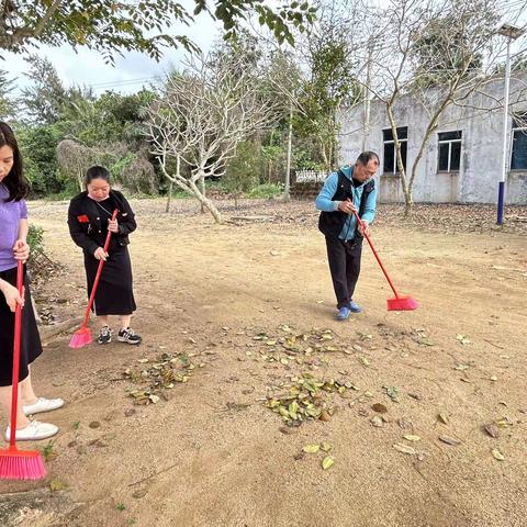 翁田社区居民委员会3月20日下午开展“六水共治”党日活动