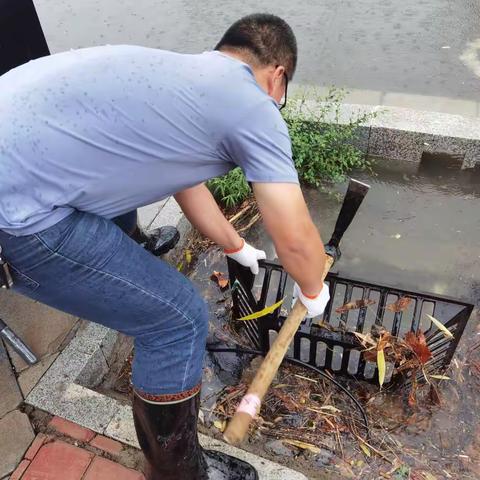 鹤壁经济技术开发区：逆雨而行，社区在行动