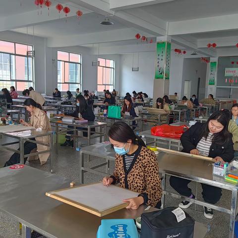 技能兼修行致远 百舸争流竞艺时——沂南县中小学美术教师技能比赛