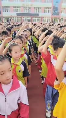 兴安小学三年级五班开学典礼