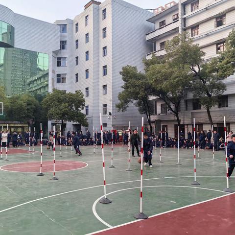 青春“篮”途，“竹”梦畅享