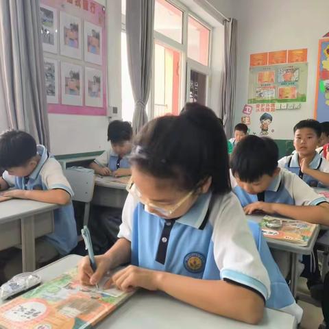 郝关小学少先队 大队干部竞选活动