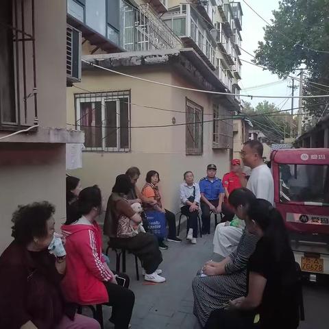 共商共治！甸柳五区这场议事会，让“飞线”隐去，安心“上线”