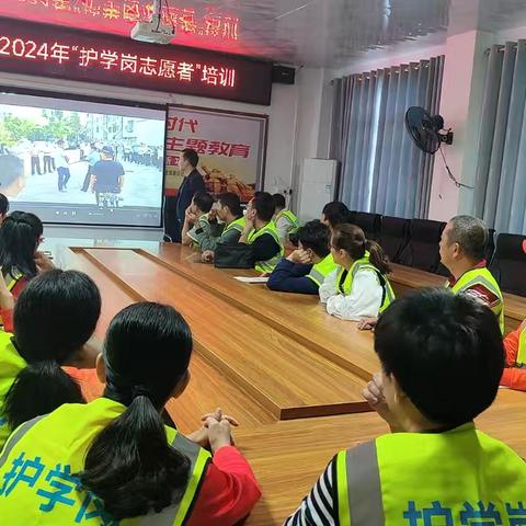 共筑反恐防线 守护平安校园 ——同庆小学开展反恐防暴应急演练活动