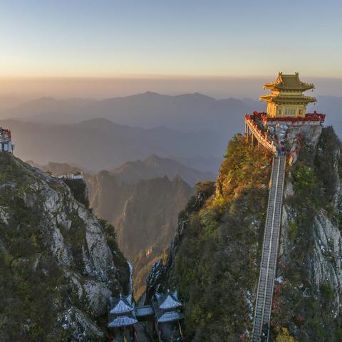 一天四季老君山（副本）