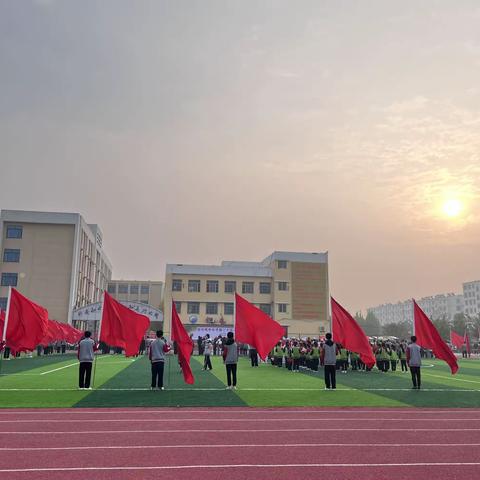 运动致青春 拼搏谱韶华          —金屯镇中小学秋季田径运动会