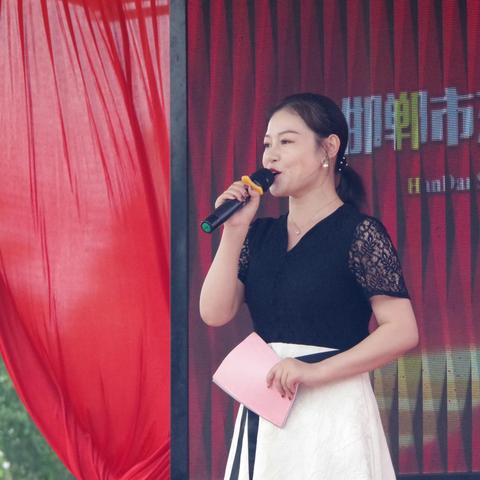 邯郸市东风剧团惠民演出活动走进丛台区三陵乡工程村