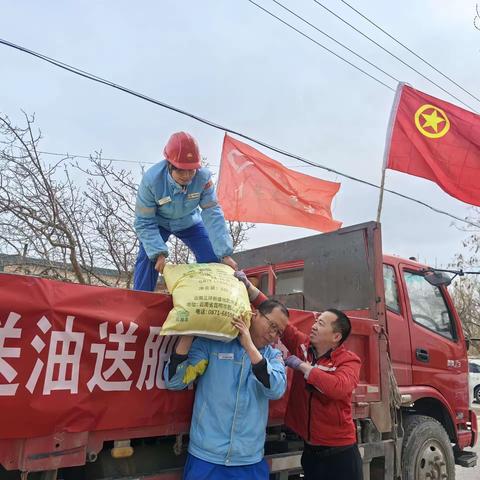 金塔片区团支部开展“永远跟党走，青春志愿行”学雷锋志愿服务主题志愿活动
