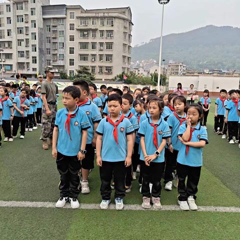 石阡县第一小学二（3）班“学在旅途·乐在其中”研学旅行实践活动—圆满结束