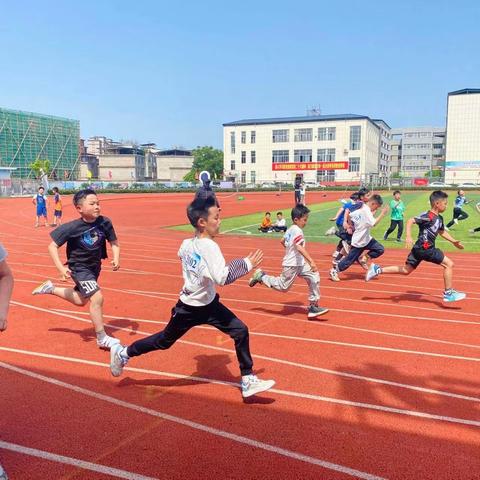 享趣味运动 展雅健风采 ——上饶市第十二小学运动会纪实