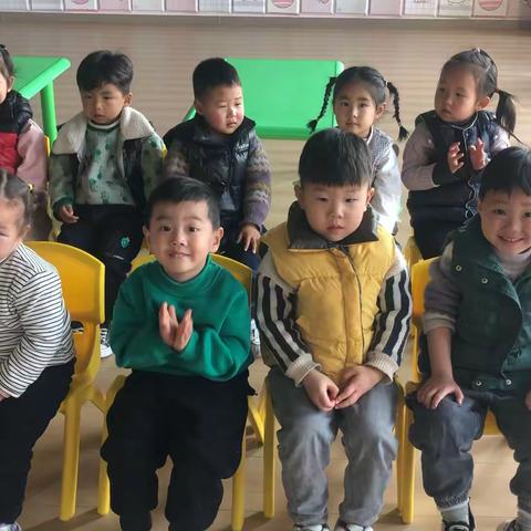 长城幼儿园小一班四月在园生活