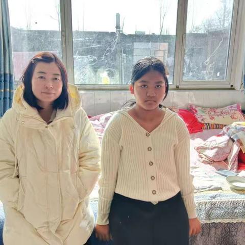 爱心家访路，教育关怀情——冯狗庄完全小学家访活动