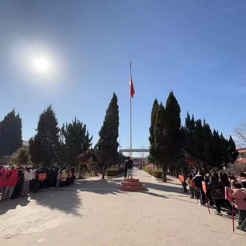 郑家集乡中心学校“安全同行阳光成长”活动