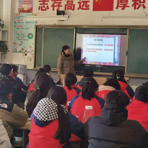 共教共研  不断提升 ---南京路初级中学“名校+”共同体送培下乡活动简讯