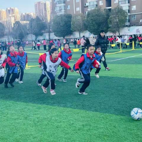 活力全开  “足”梦绿茵场——石河子第九中学第三届“校园世界杯”三年级足球赛
