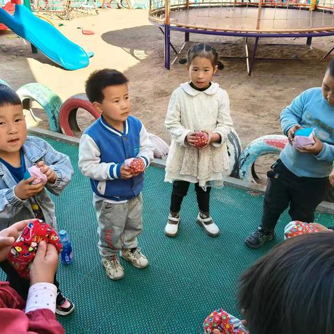 赵各庄学区龙门幼儿园——《趣味沙包》主题活动