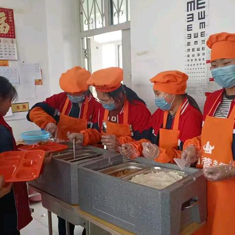 新兴中学桶餐上线 守护舌尖上的校园