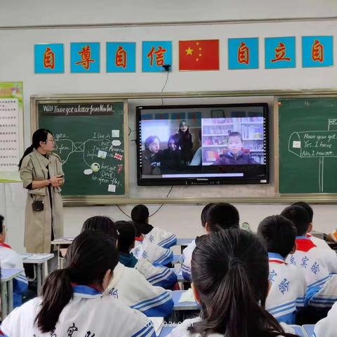 “同课”风采异  “异构”匠心同 --泺清河小学赴大禹实验学校教研交流活动