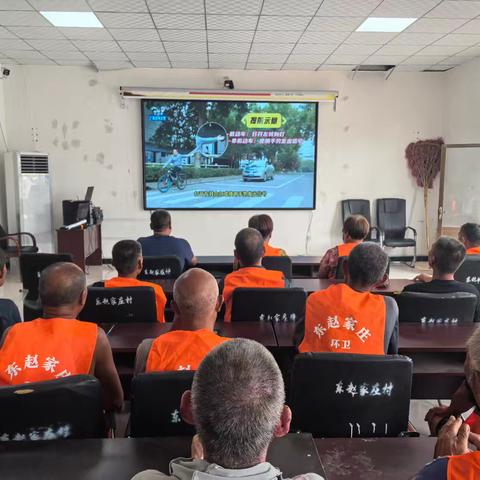 石家庄市交管局美丽乡村行交通安全宣传队伍走进晋州东赵家庄村