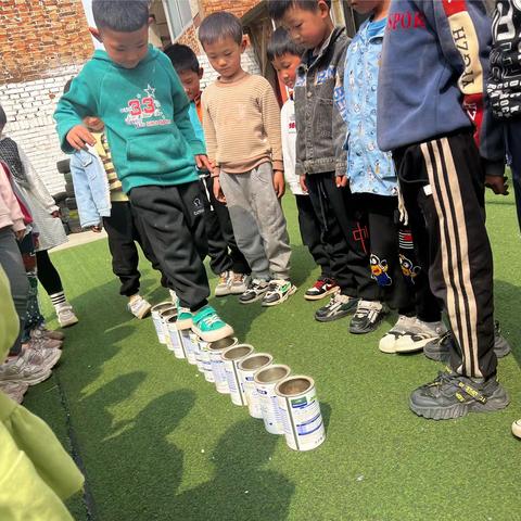 清平镇中心幼儿园商庄分园大班语言领域教学活动——《小熊过桥》岳帅