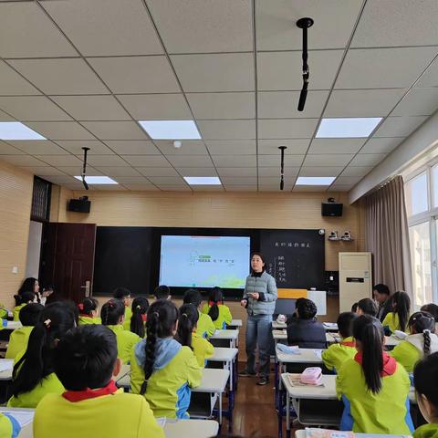 生活与课本，共筑习作教学之基———翠林蓝湾小学三年级习作教学观摩课研讨活动