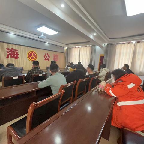 持续强化安全生产学习，抓牢公路养护安全生产