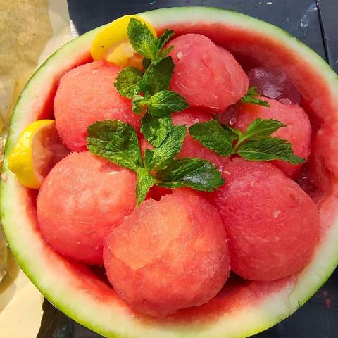 “最美食光，助力中考”——瓦马民族中学第三届美食节