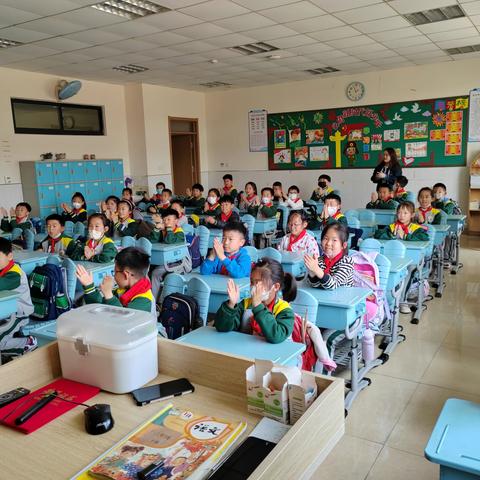 【青开二实小203班•家长大讲堂】——与我们息息相关的建筑